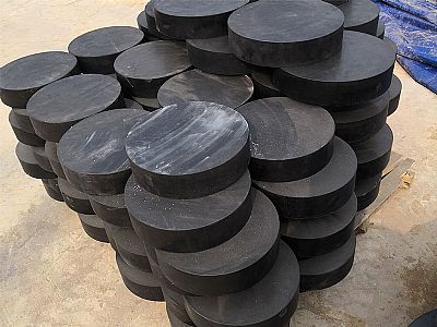 大渡口板式橡胶支座由若干层橡胶片与薄钢板经加压硫化